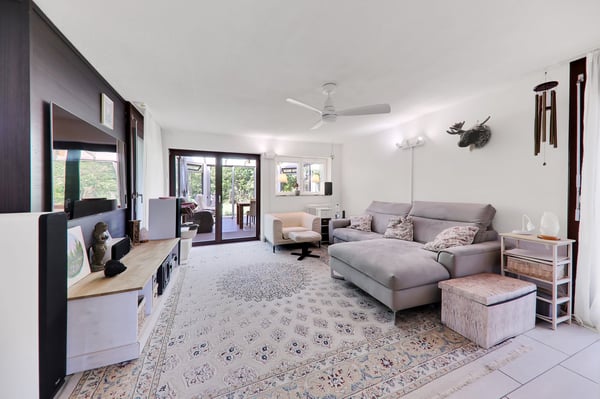 Wohnen im Grünen: 5 ½-Zimmer-Einfamilienhaus mit Wintergarten 4