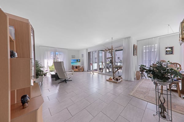 Moderne 1.5-Zimmerwohnung mit grossem Balkon nach Süden 3