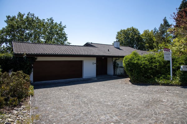 Grosszügige Baulandparzelle von 2'582 m² an ruhiger Lage in Rafz 8