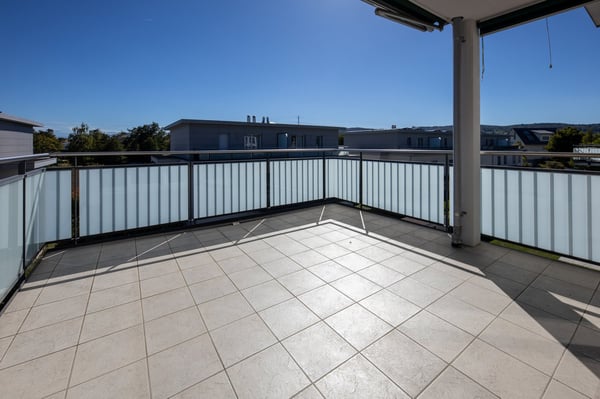 Moderne 3.5-Zimmerwohnung mit grossem Balkon nach Süden in Schwerzenbach 11