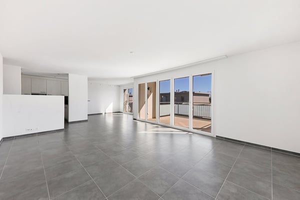 Moderne 3.5-Zimmerwohnung mit grossem Balkon nach Süden in Schwerzenbach 2