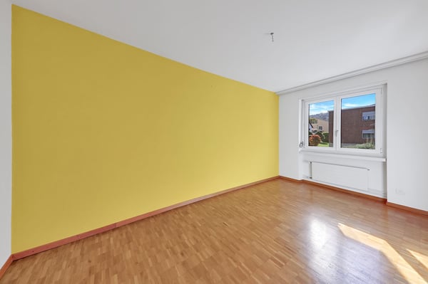 Ruhige 4.5-Zimmerwohnung mit grossem Balkon in Egg – alles in Gehdistanz 6