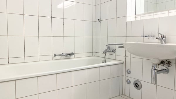 Charmante 3.5-Zimmer-Wohnung mit Balkon in Zürich-Seebach 10