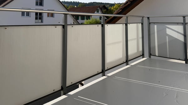 Helle 4 1/2-Zimmer-Wohnung mit Balkon und Kamin in Bonstetten 14