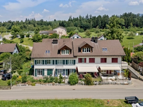 Grosszügiges & charmantes Haus für Ihre Familie