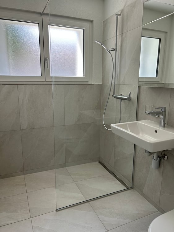 Grosse Gartenwohnung in Wetzikon in Eigentumsstandard 6