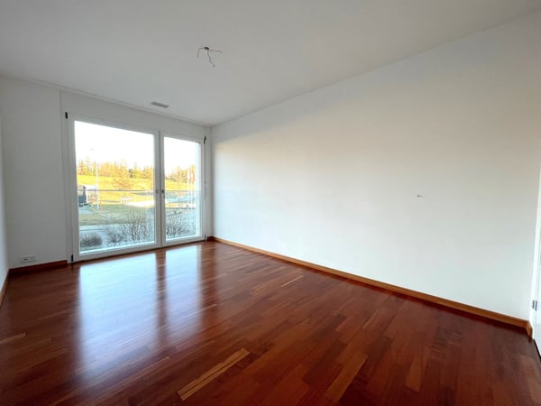 Grosszügige 3.5-Zimmerwohnung zu vermieten 6