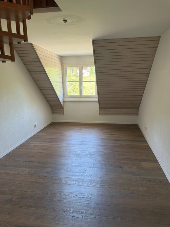 Über den Dächern von Egg: 3½ Zimmer mit Terrasse, Weitblick und viel Platz 20