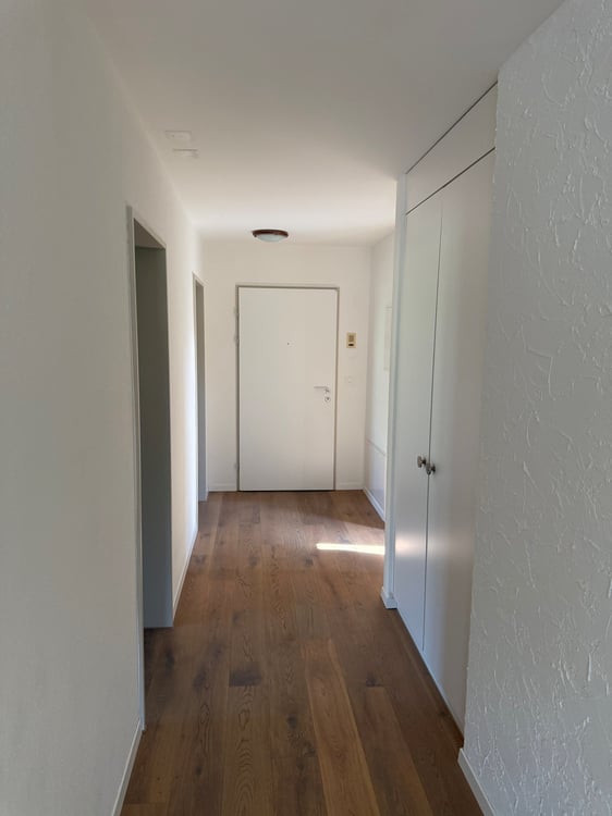 Charmante 3.5-Zimmer-Dachwohnung mit Panoramablick in Egg (ZH) 11