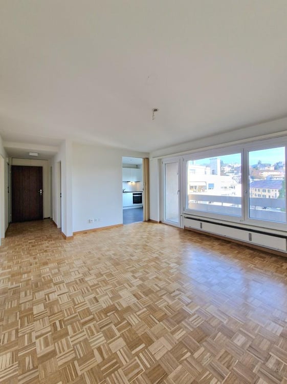 Moderne Wohnung mit Balkon 5