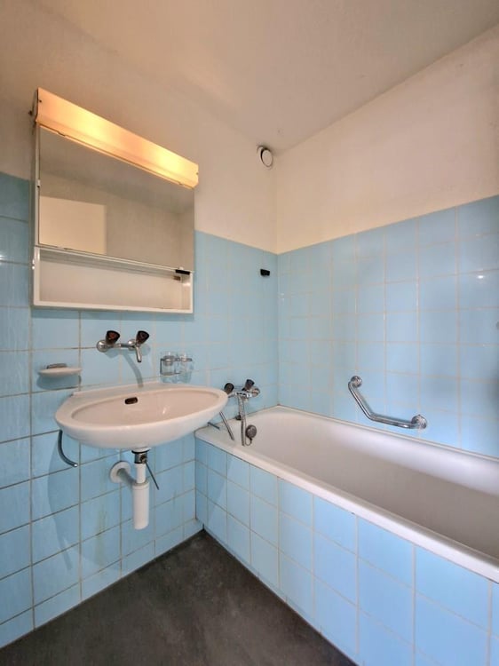 Moderne Wohnung mit Balkon 11