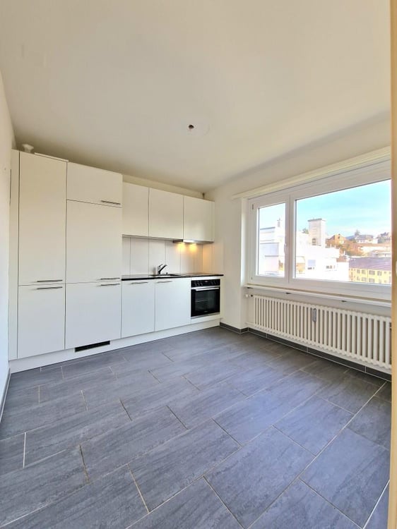 Moderne Wohnung mit Balkon 8