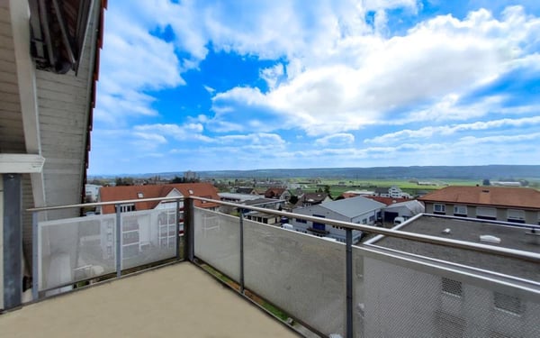 1 MONAT GRATIS WOHNEN! Traumhafte Dachwohnung mit Balkon! 2