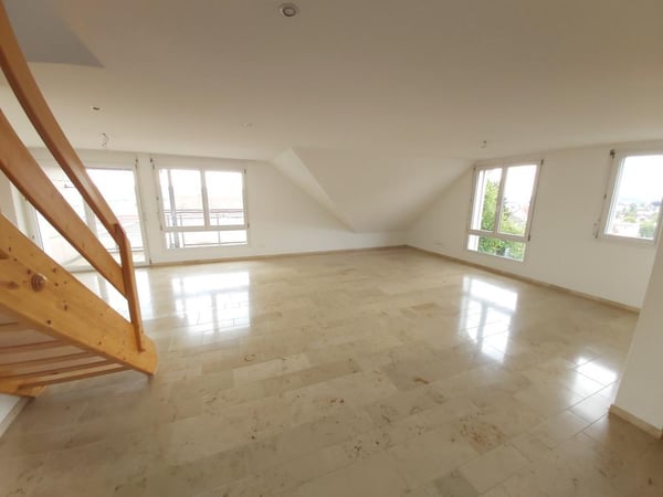 1 MONAT GRATIS WOHNEN! Traumhafte Dachwohnung mit Balkon! 3