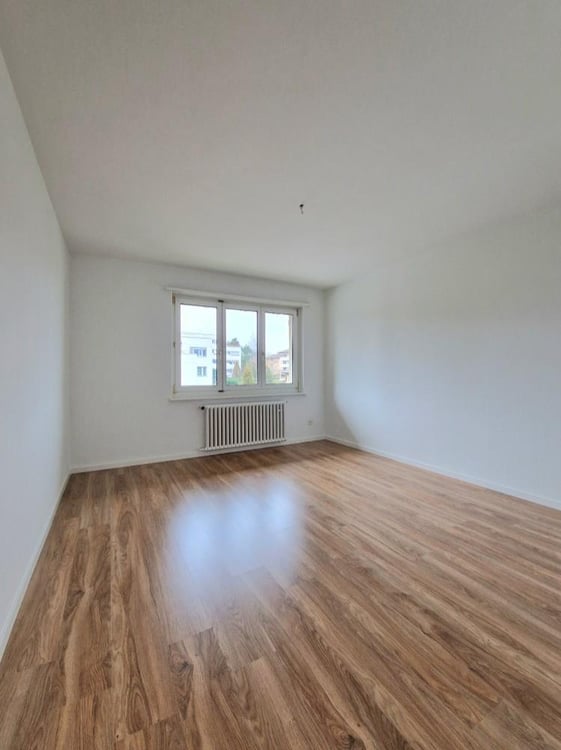 Wunderschöne Wohnung mit Balkon - 5 Minuten vom Flughafen Zürich 5