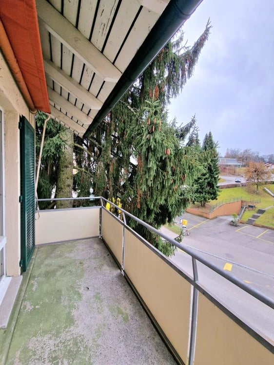 Wunderschöne Wohnung mit Balkon - 5 Minuten vom Flughafen Zürich 4