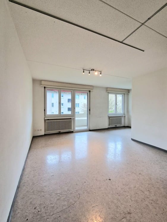 Studiowohnung mit Balkon per sofort zu vermieten! 3