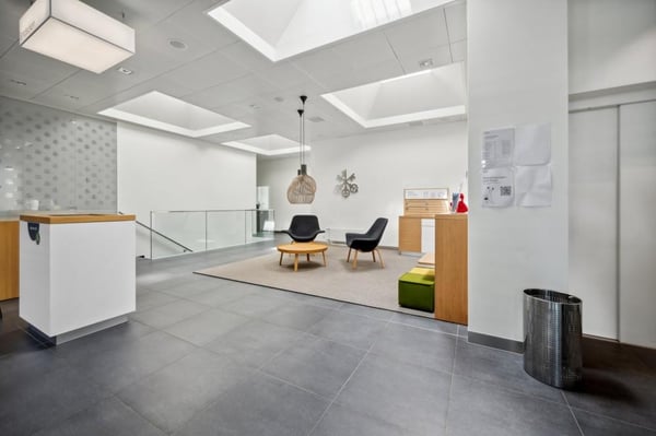 Zentral gelegene Büro 2