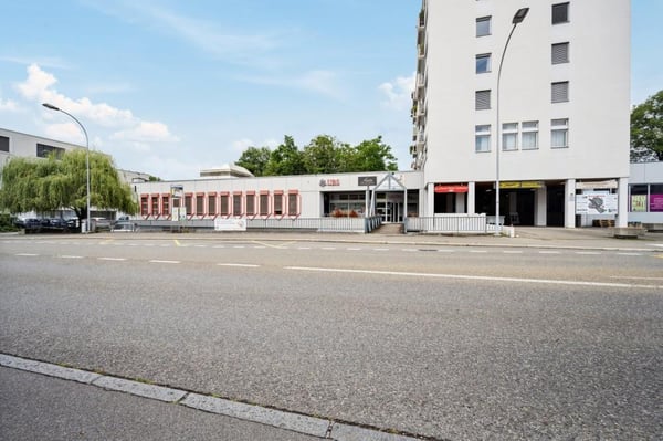 Zentral gelegene Büro 8