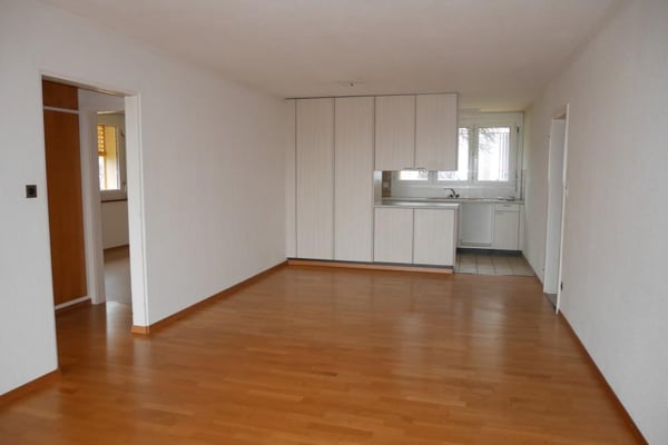 Schöne Wohnung mit Balkon zu vermieten 4