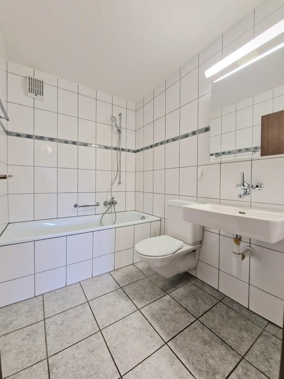 Charmante Dachwohnung zu vermieten! 8