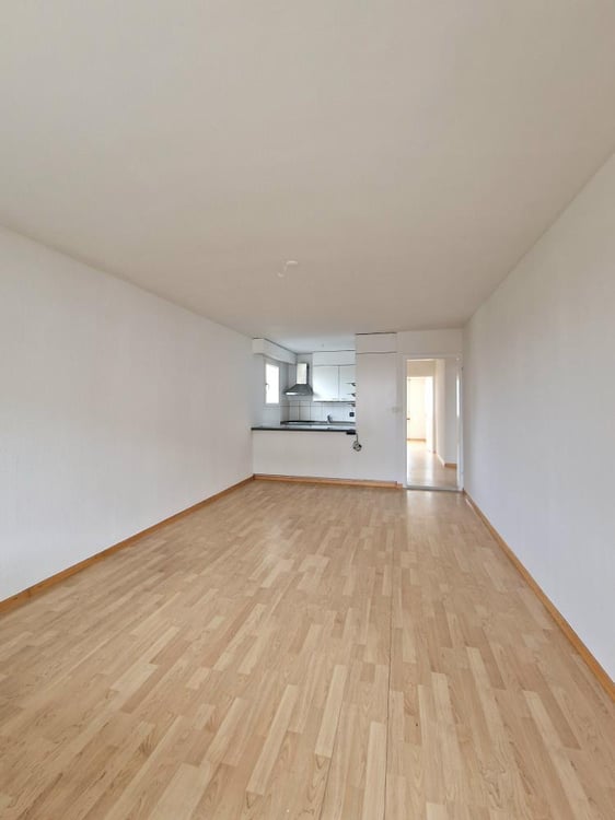 Top attraktive, aufgefrischte 3.5-Zimmerwohnung! 4