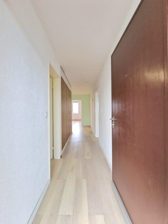 Freundliche Balkonwohnung mit Aussicht 9