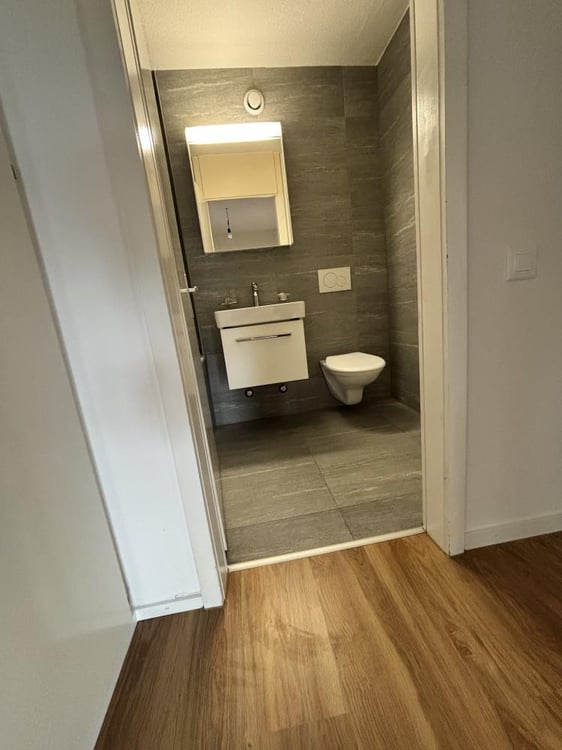 Moderne Wohnung im Längiquartier! 8