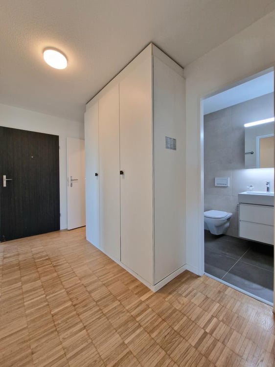 Charmante, neu renovierte 3-Zimmerwohnung 10