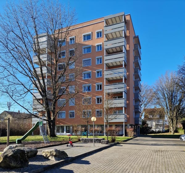 Charmante, neu renovierte 3-Zimmerwohnung 1
