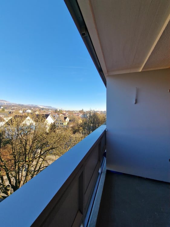 Frisch Sanierte 2-ZWG mit 2 Balkonen! 10