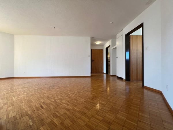 Schöne Familienwohnung mit Balkon + 2 Bädern 4