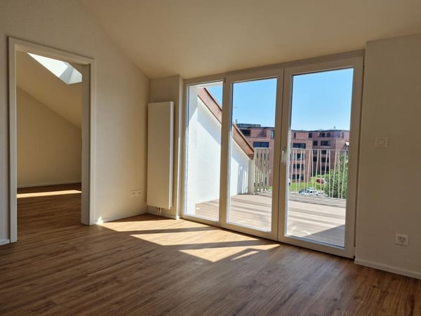 Total neu sanierte 4.5-Dachzimmerwohnung! 6