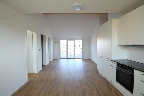 Total neu sanierte 4.5-Dachzimmerwohnung! 4