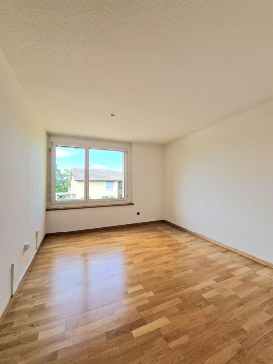 Schöne Wohnung mit Balkon zu vermieten 6