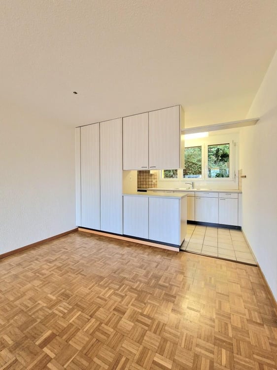Schöne Wohnung mit Balkon zu vermieten 4
