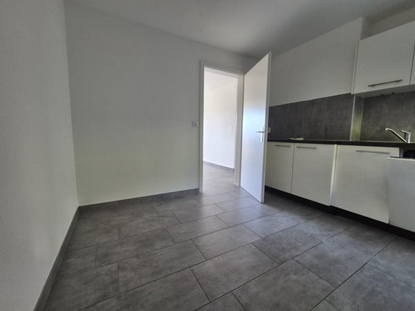 Bel appartement familial avec balcon au rez-de-chaussée 8