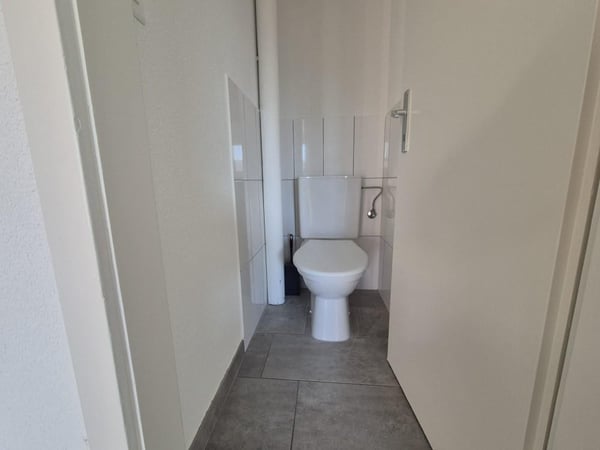 Bel appartement familial avec balcon au rez-de-chaussée 9
