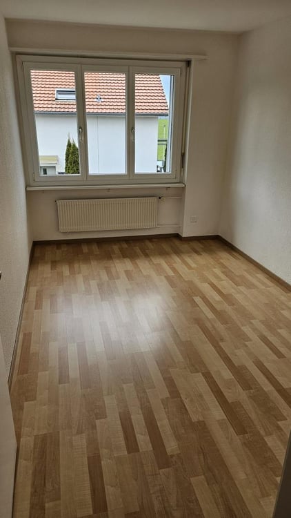 Grosse, helle Familienwohnung 5