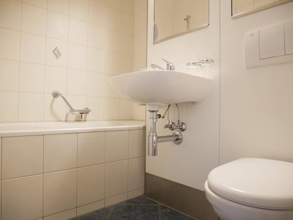 Attraktive 2-Zimmerwohnung an zentraler Lage 5