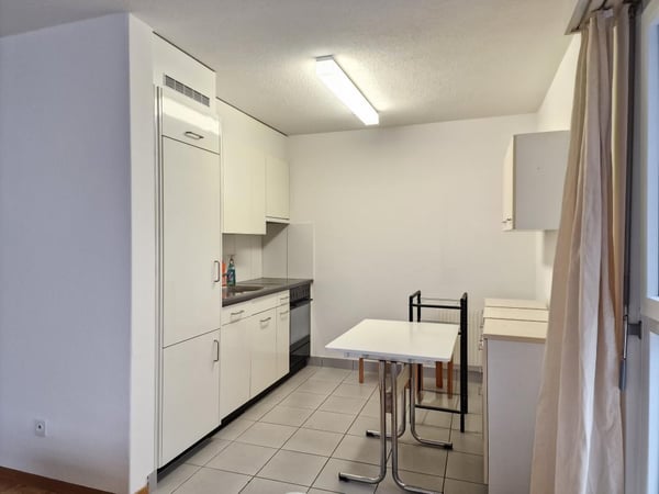 Möblierte Wohnung mit hellen Räumen in grüner Umgebung! 3
