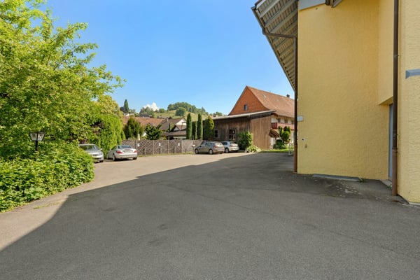 Ihre Immobilienanlage: Mietwohnungen/Praxisräume im Dorfkern von Rafz 12