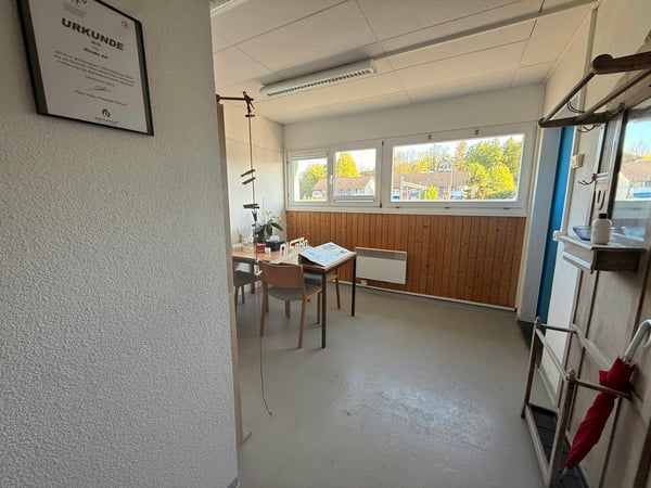 Gewerberaum mit Rampe und Warenlift in Elsau 5