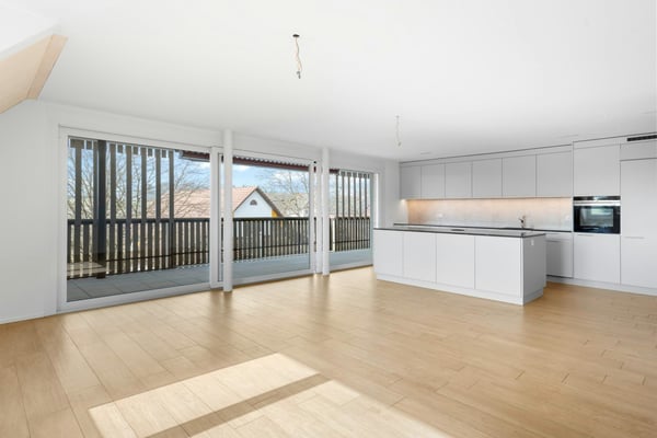 RESERVIERT: Grosszügige 4.5-Zimmer Maisonette-Wohnung mit unverbaubarer Weitsicht