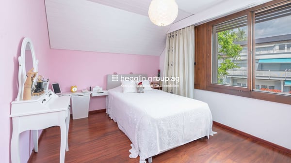 Zentrales Wohnen mit Platz für die ganze Familie 9