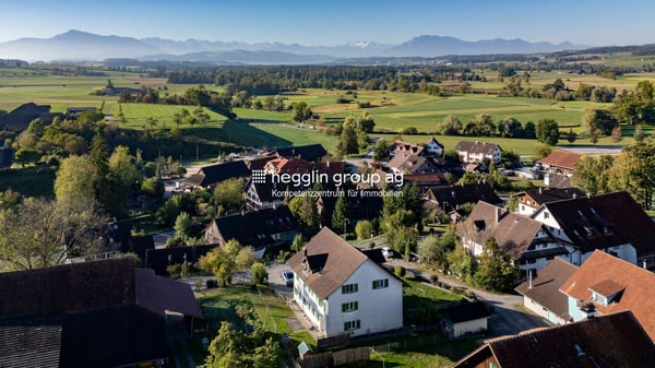 Gartenidylle trifft 180 Grad Bergpanorama 2