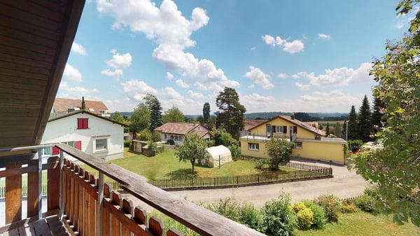 Vollausgerüstetes, möbliertes WG-Zimmer mit Balkon / TV / Internet (Zimmer 7) 7