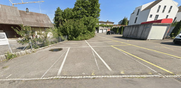 Aussenparkplatz zu vermieten 2