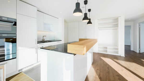 Bieterverfahren | Exklusive Eigentumswohnung mit Jacuzzi & unverbaubarer Weitsicht 4