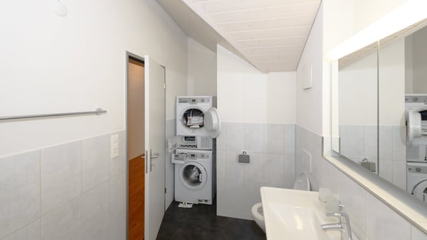 Grosszügige und helle 3 ½-Zimmer Dachwohnung am Rande des alten Dorfkerns von Elgg 8